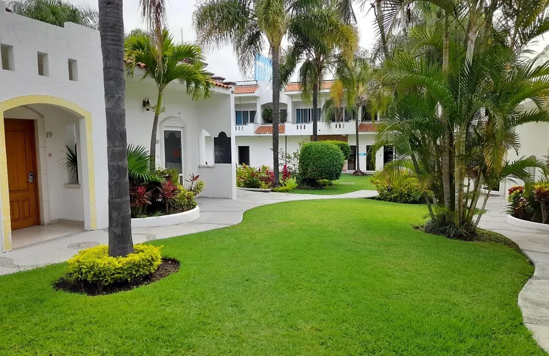 Canarios HC Resort-1