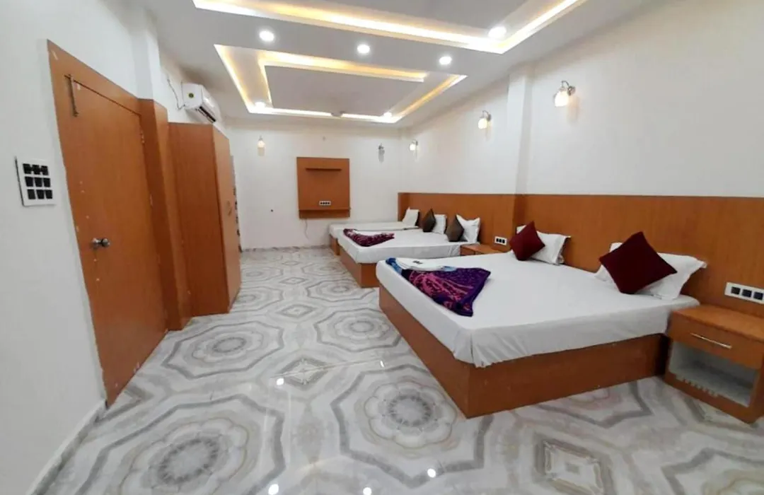 The Nirmala Palace - Ayodhya - Near-Ram-Janmabhoomi-And-Ayodhya-Ram-Mandir-With-Parking-And-Restaurant-Facilities - Best Hotel In Ayodhya-1
