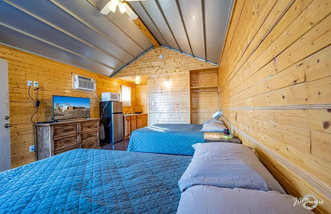 Horseshoe Lodges-1