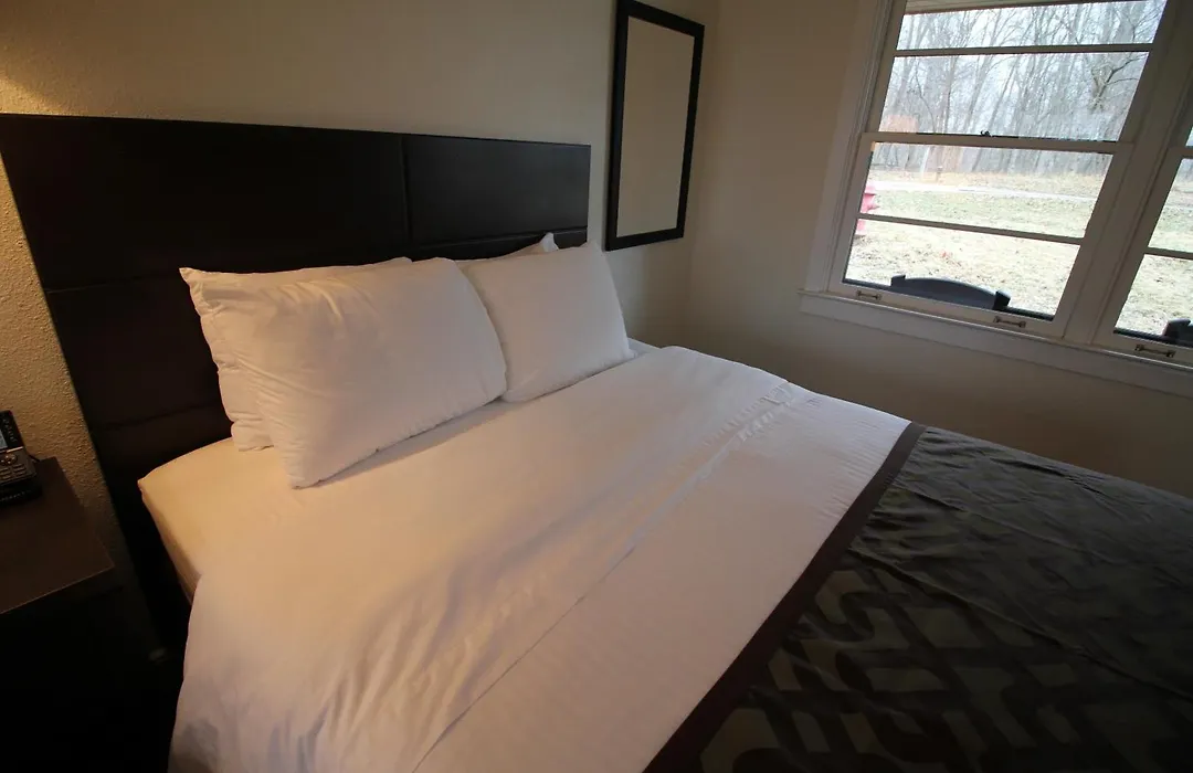 Mammoth Cave Lodge And Cabins-1