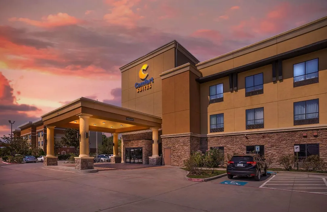 Comfort Suites Old Town Spring-1