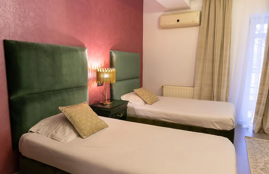 Phoenicia Suites Baneasa-1