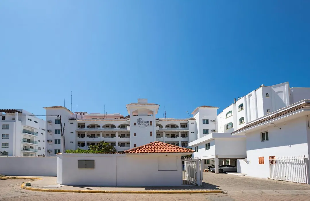 Torreblanca Beach Hotel And Suites Guayabitos - Desayuno Y Comida Incluido-1