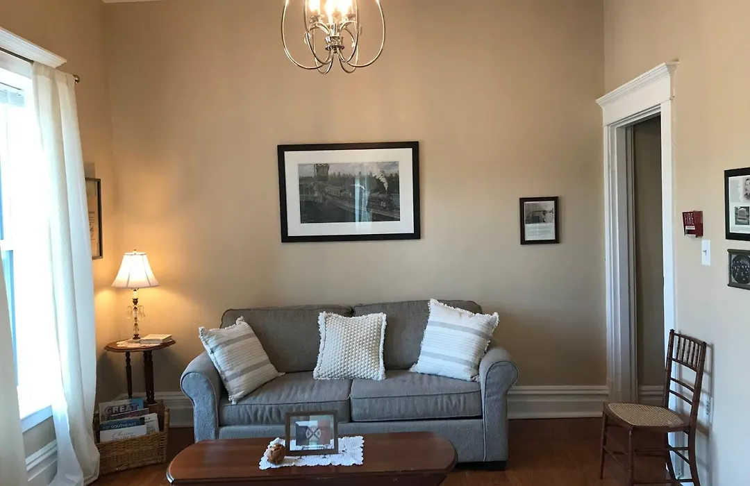 Chessie Room-1
