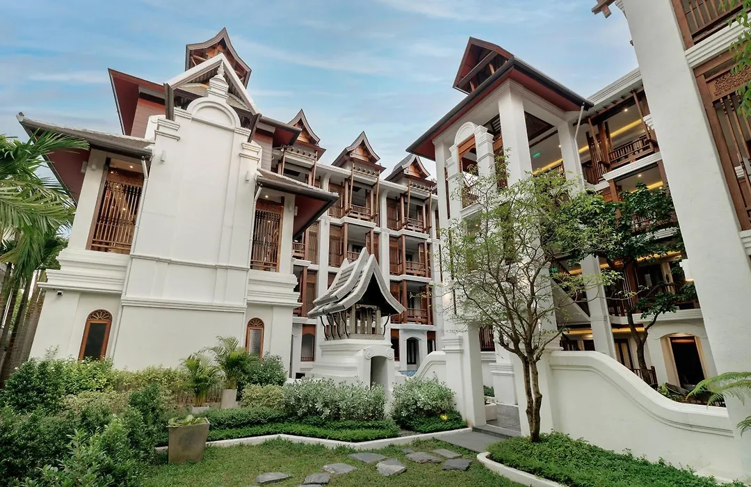 Akira Thaphae Hotel-1