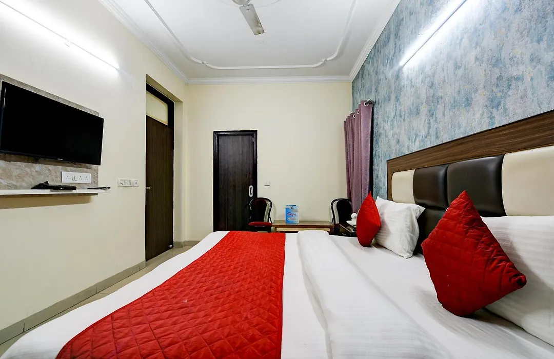 Hotel Mayank Plaza-Near Igi Airport Terminal-3-1