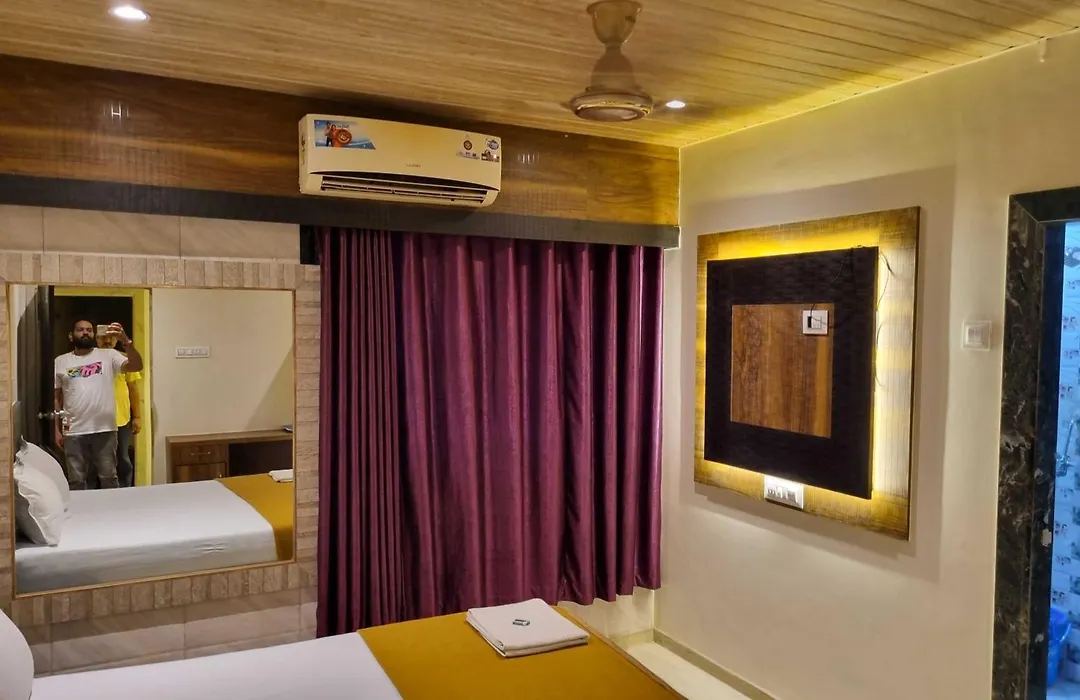 Hotel O Om Sai Guest House-1