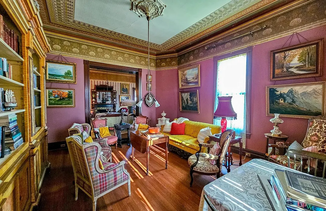 The Jd Hyde Historic Inn-1