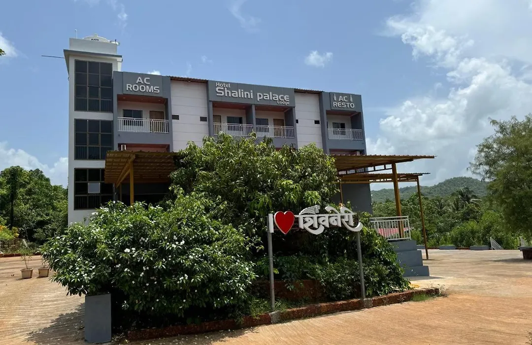 Hotel Shalini Palace-1