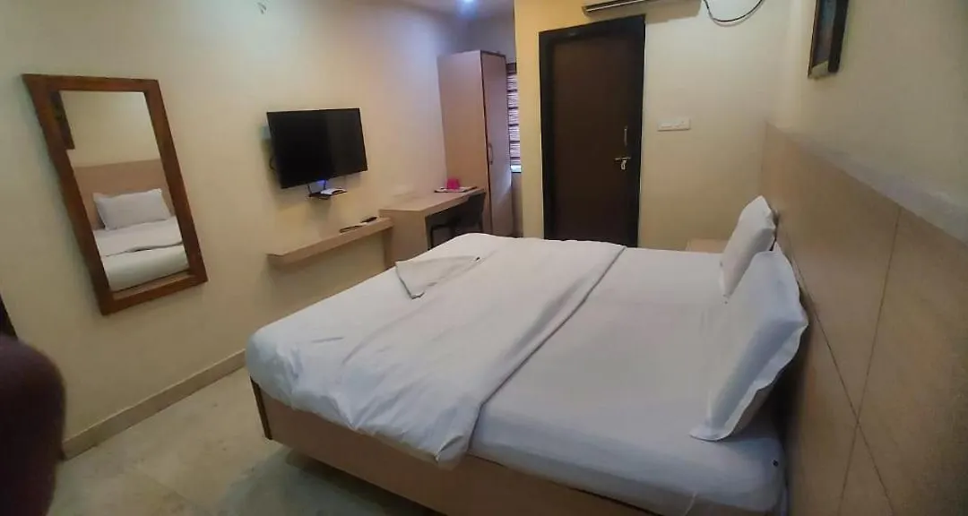 Sri Aditya Inn-1