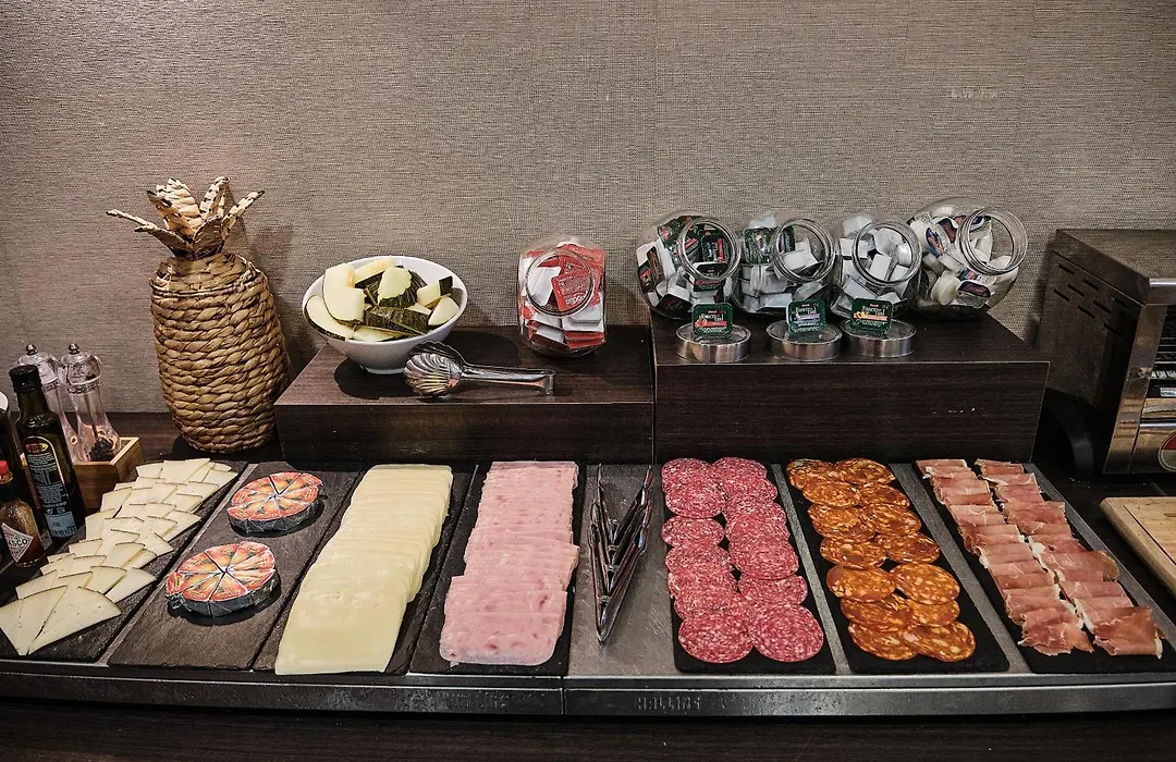 Hotel Ciudad De Compostela-1