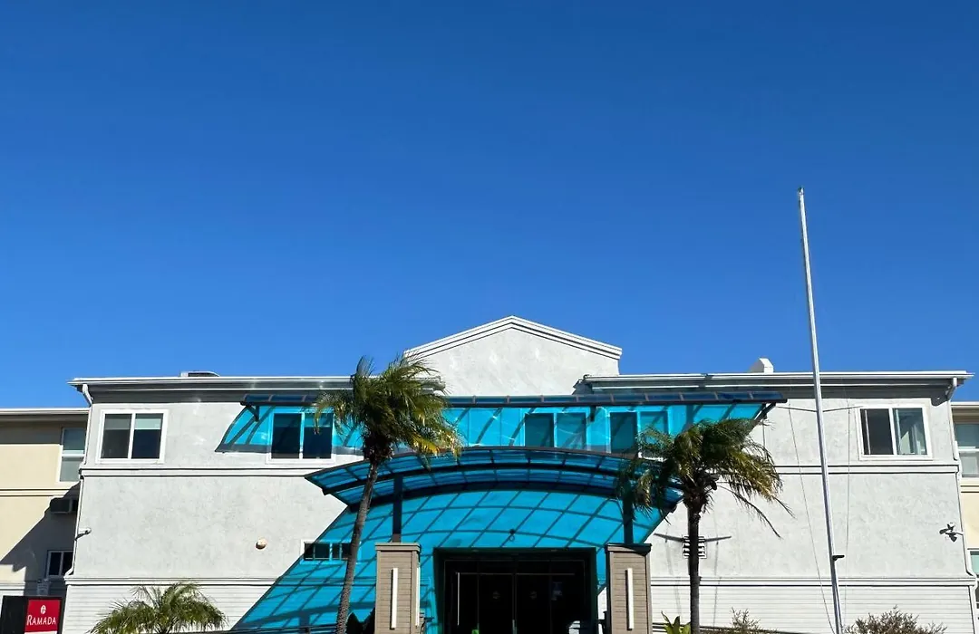 Ramada By Wyndham San Diego Airport-1