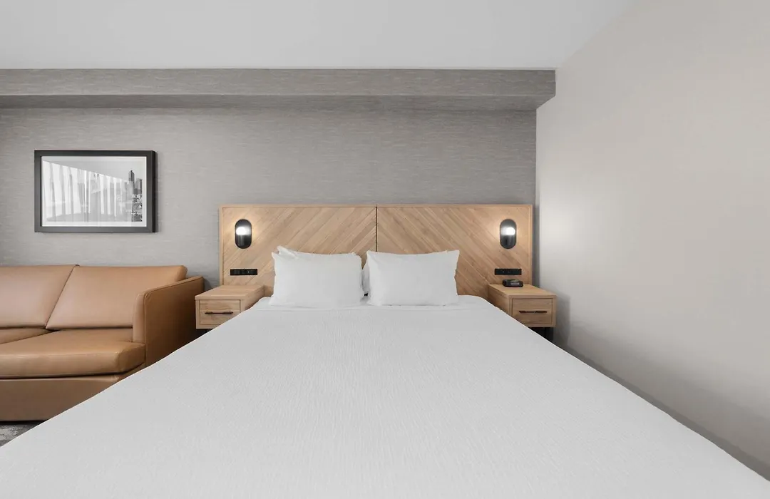 Sandman Hotel Calgary Airport-1