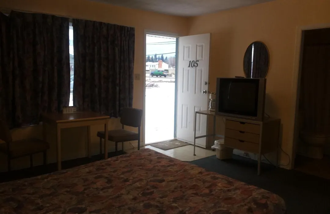 Road Runner Motel-1