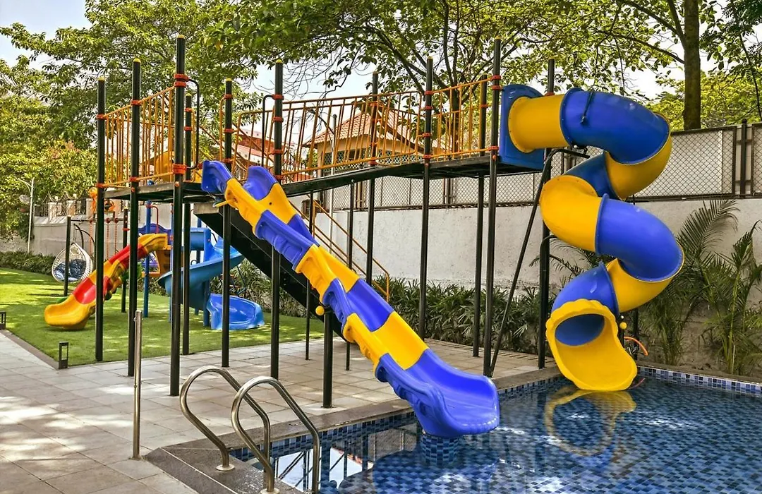 Meritas Aura Resort-1