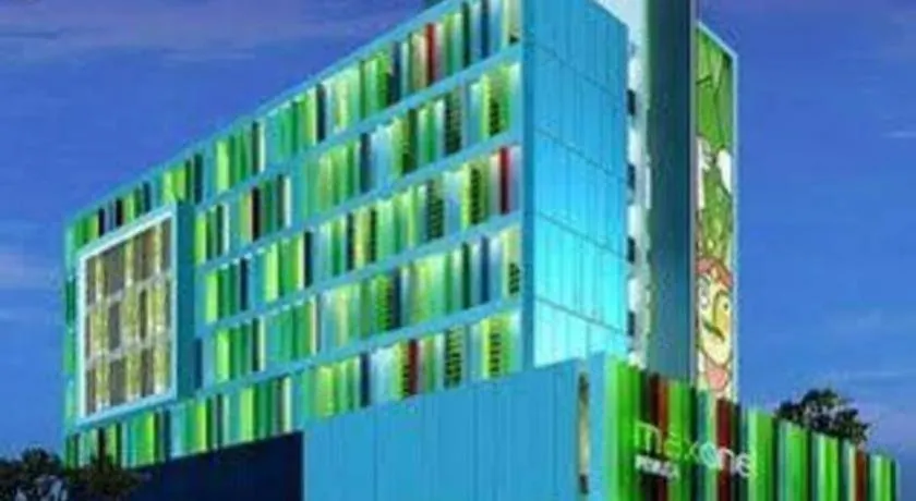 Maxone Hotels at Pemuda Jakarta-1