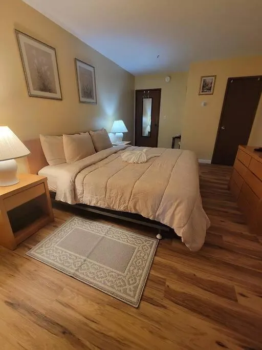 Gateway Condominium-1