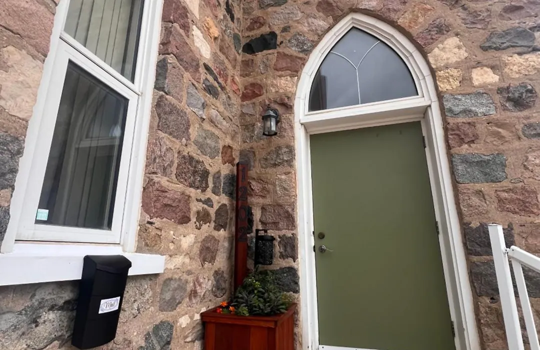 Old Stone Inn-1
