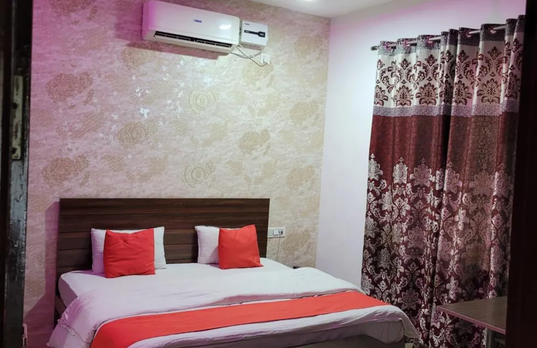Hotel Vyom Vilas-1