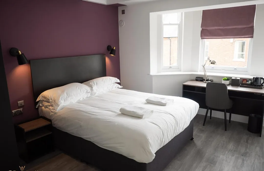 Crown Hotel-1