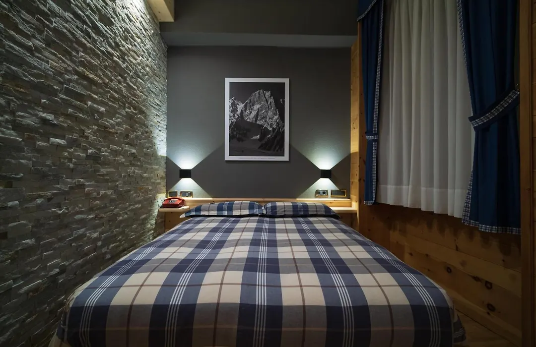 Hotel Meuble Garni Della Contea-1