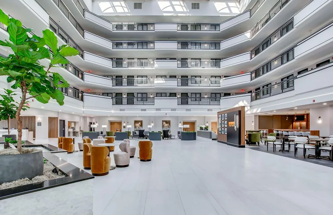 Embassy Suites By Hilton Louisville East-1
