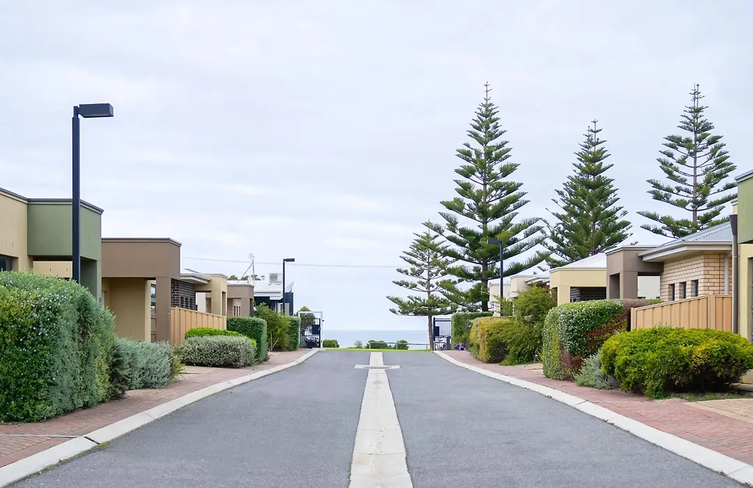 Villas On The Bay Kingscote-1