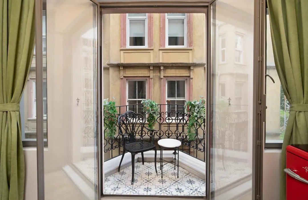 Hotel Des Arts Galata-1