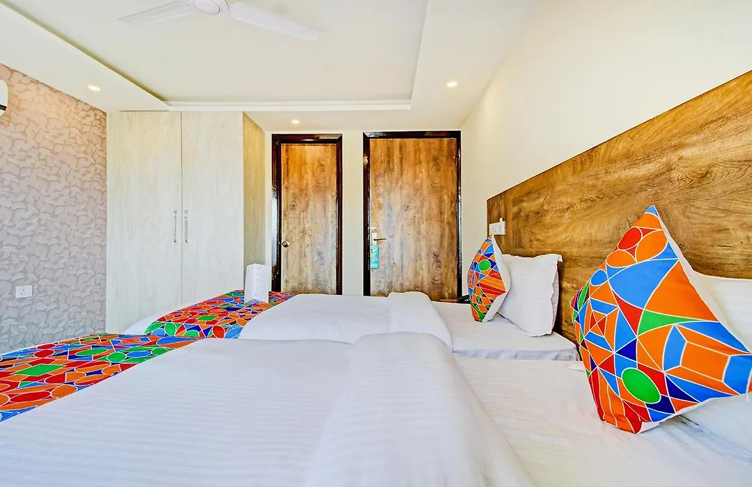Fabhotel Soft Petals Near Millennium City Centre Gurugram-1