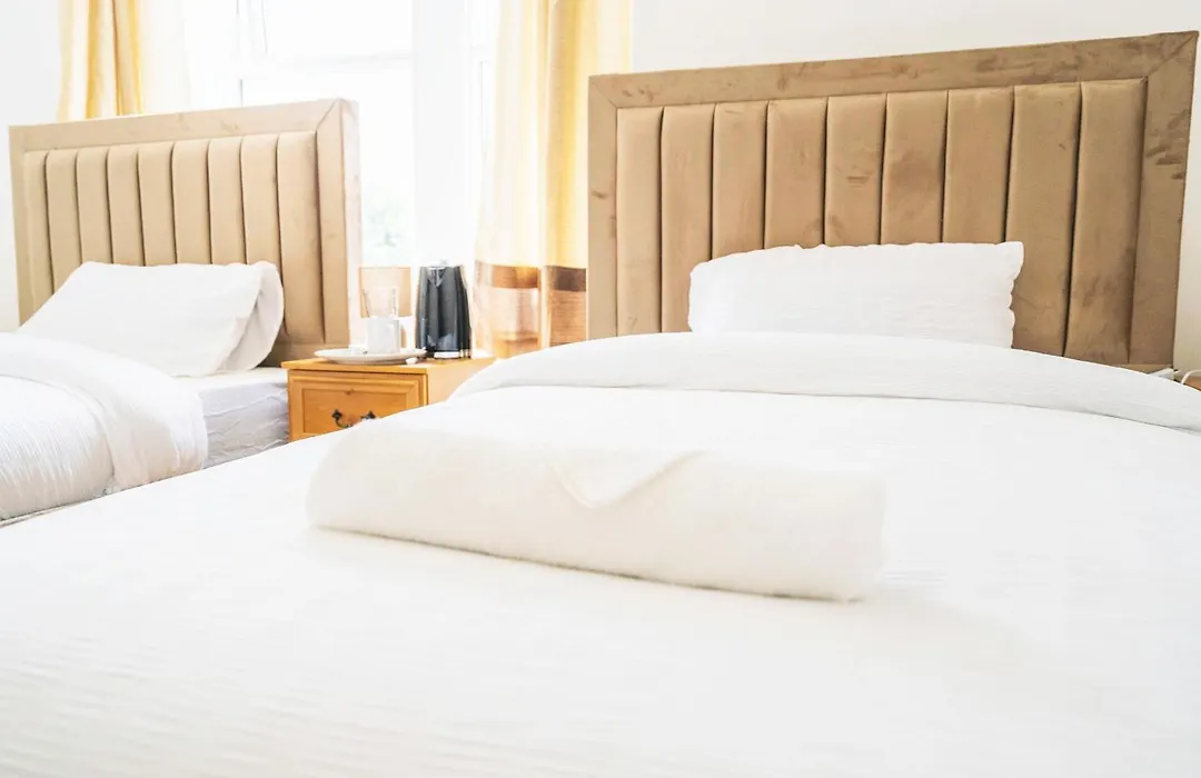 Majestic Inn Liverpool-1
