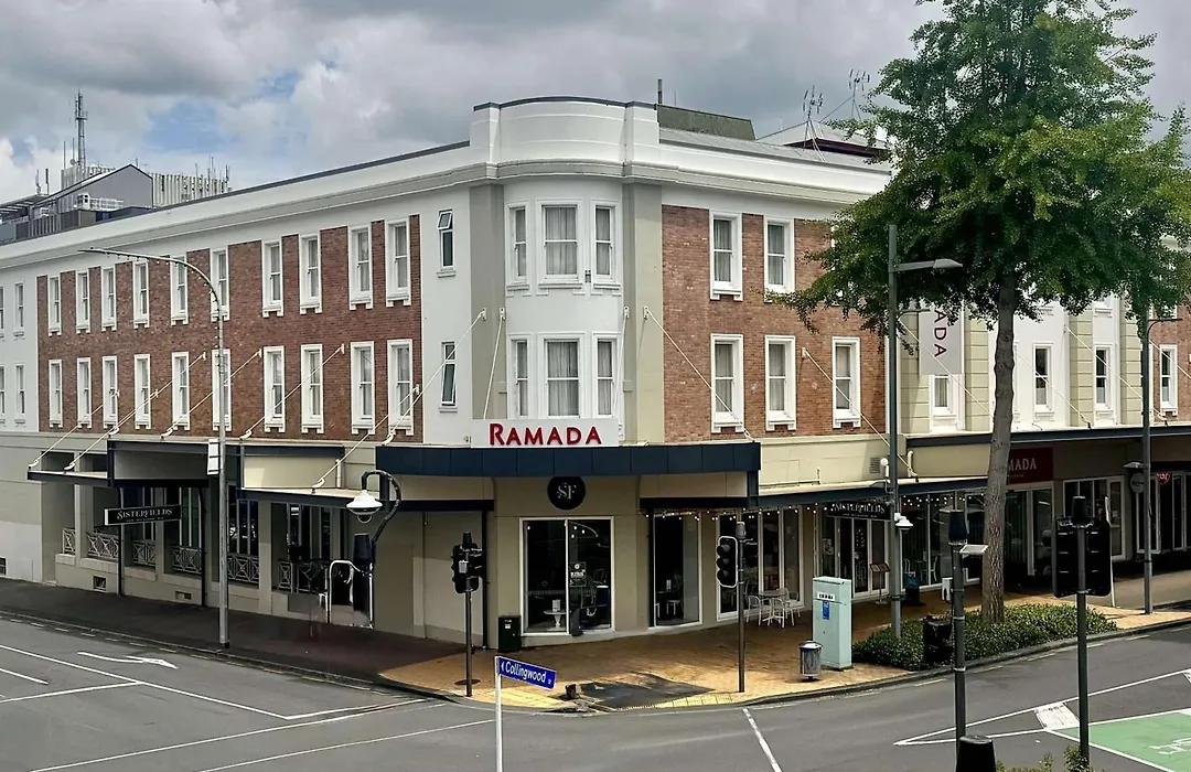 Ramada By Wyndham, Hamilton City Center-1