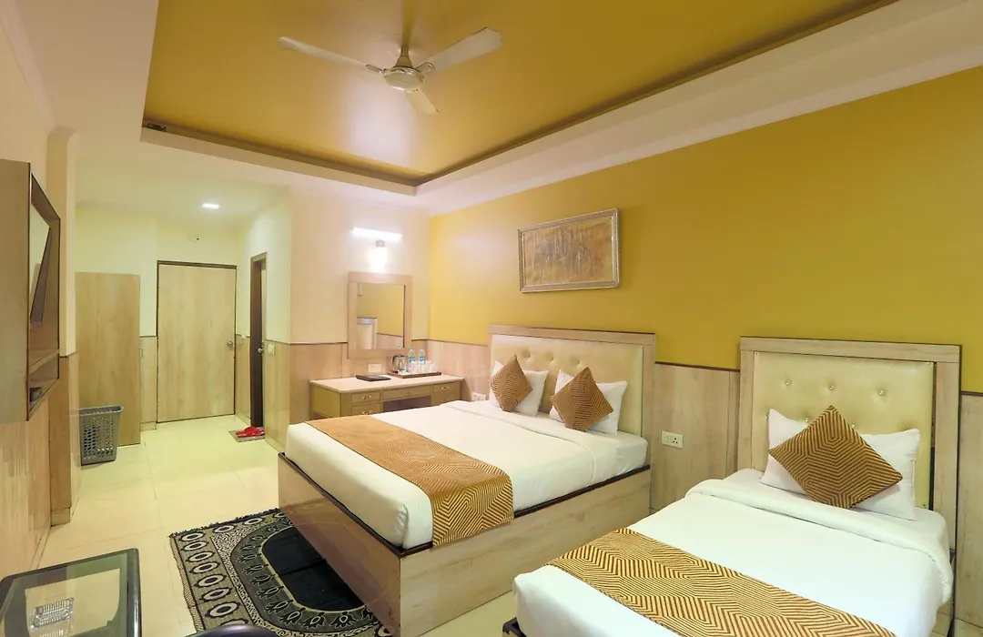 Hotel Castle Blue New Delhi Near Igi Airport-1