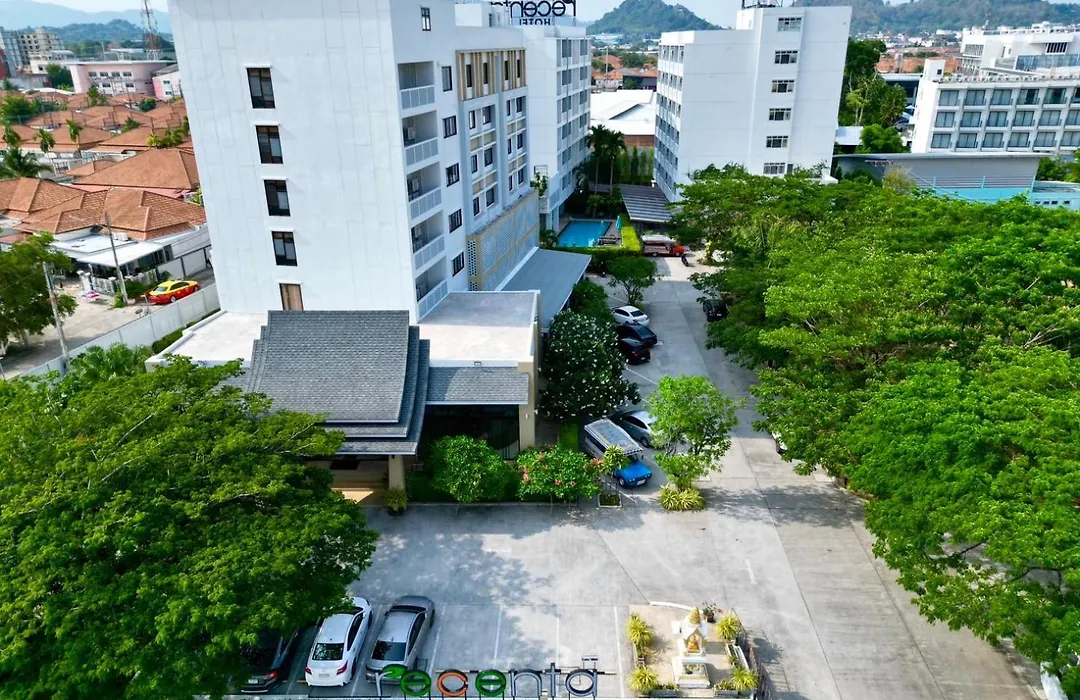 Recenta Suite Phuket Suanluang-1