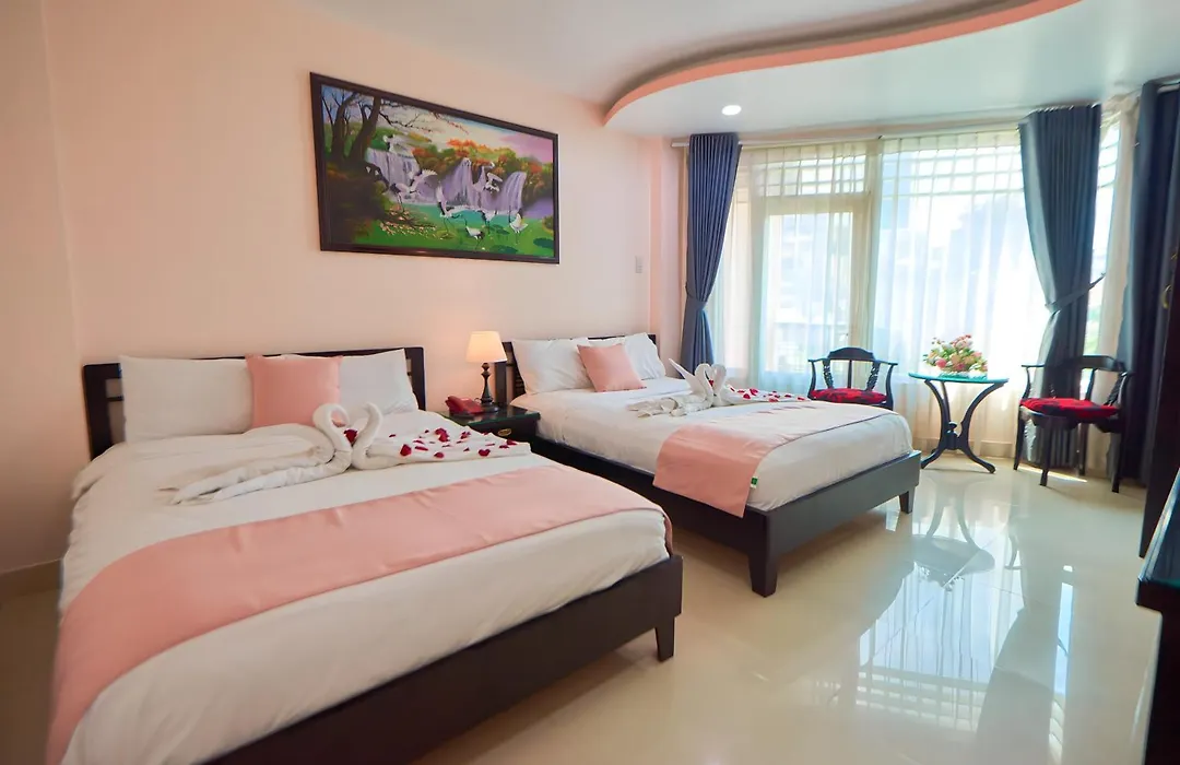 Saigon Pink Hotel-1