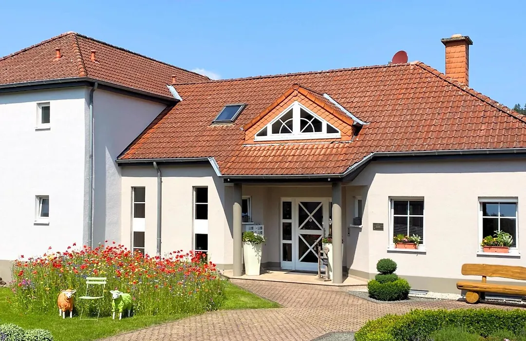Das Landhaus Apartments-1