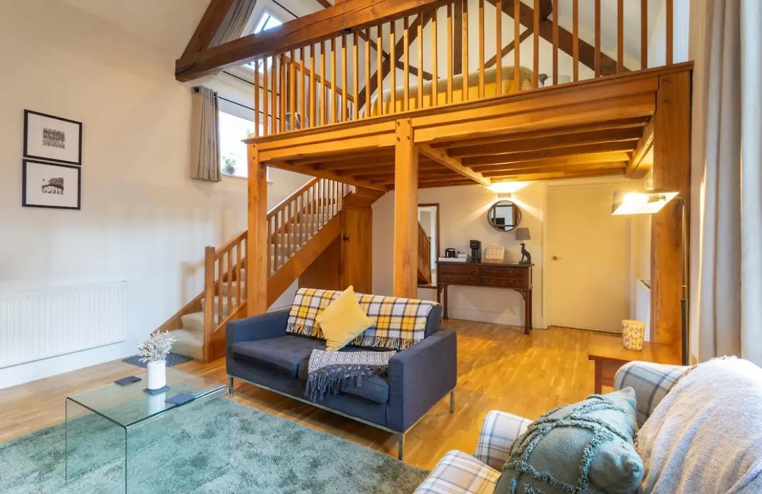 Host & Stay - The Raven Hotel-1