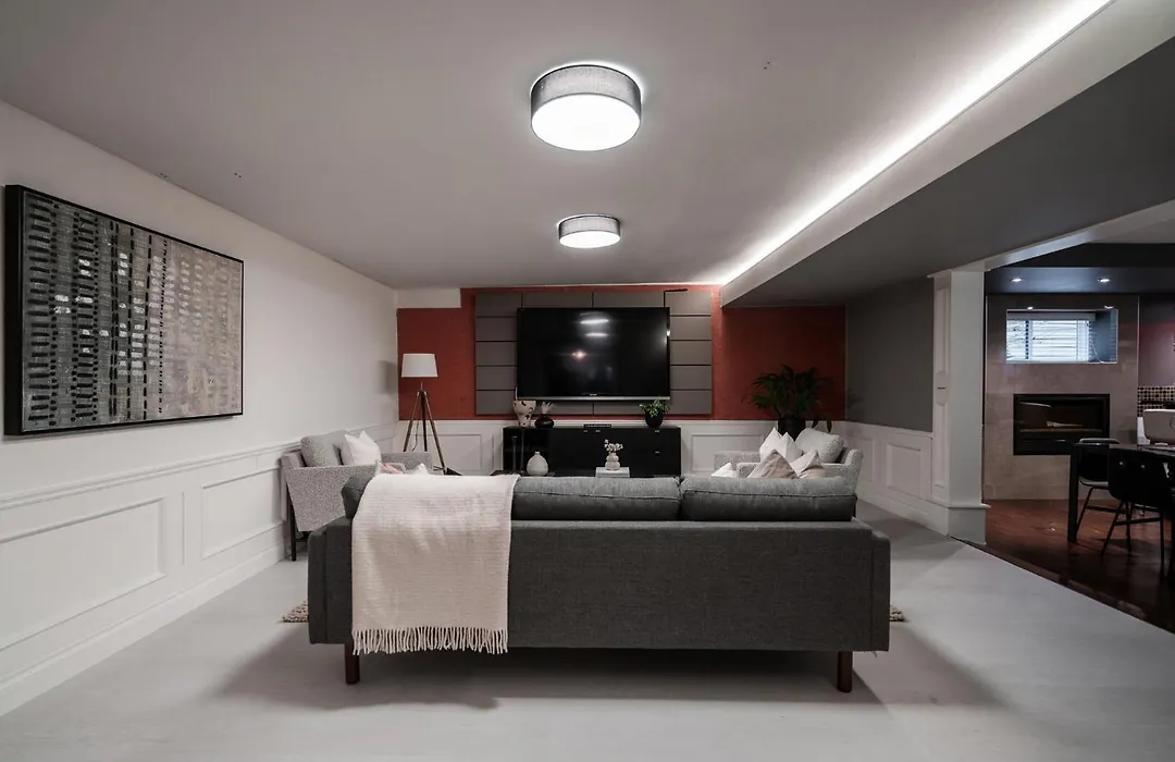 North Vancouver Lynn Valley Two Bedrooms Suite-1