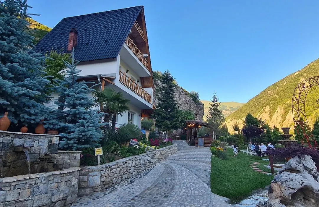 Dibra Park Agrotourism-1