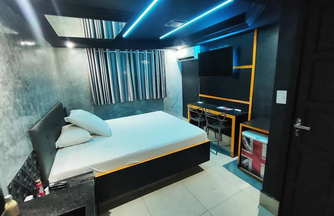 Top Motel-1