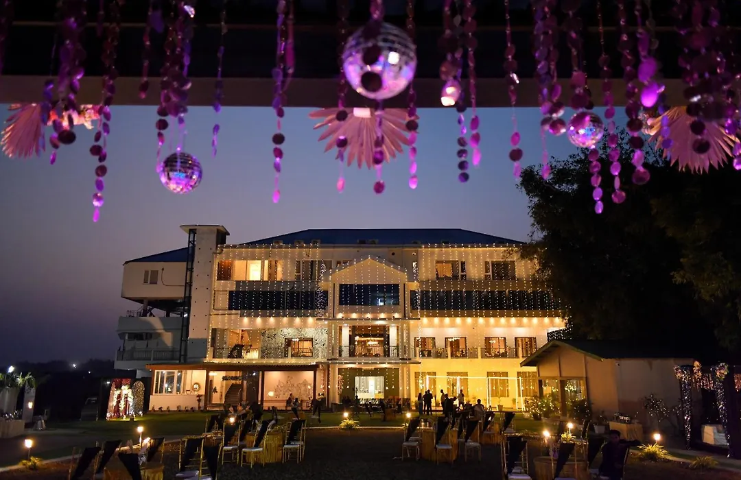 Opulence Resort-1