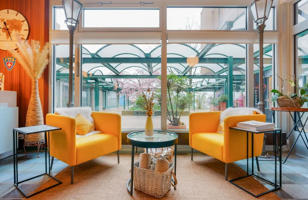 Hotel Du Grand-Pre-1