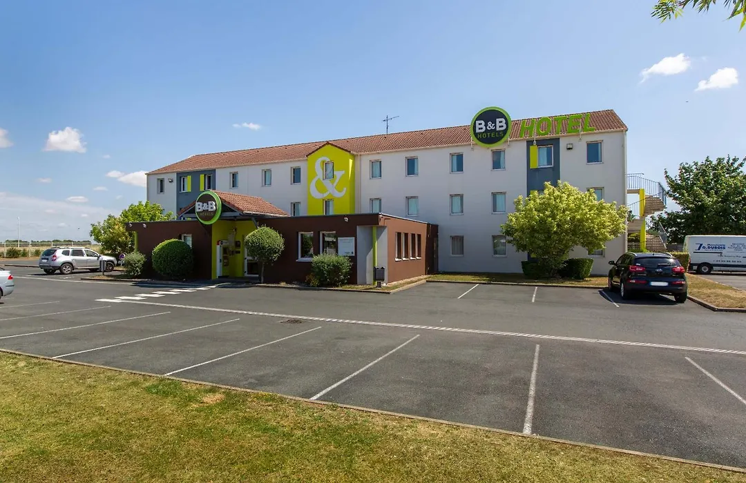 B&B HOTEL CHATEAUROUX Déols-1