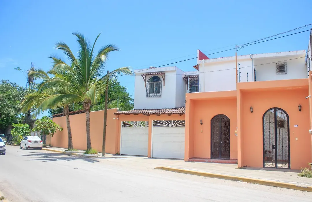 Casa Las Flores-1