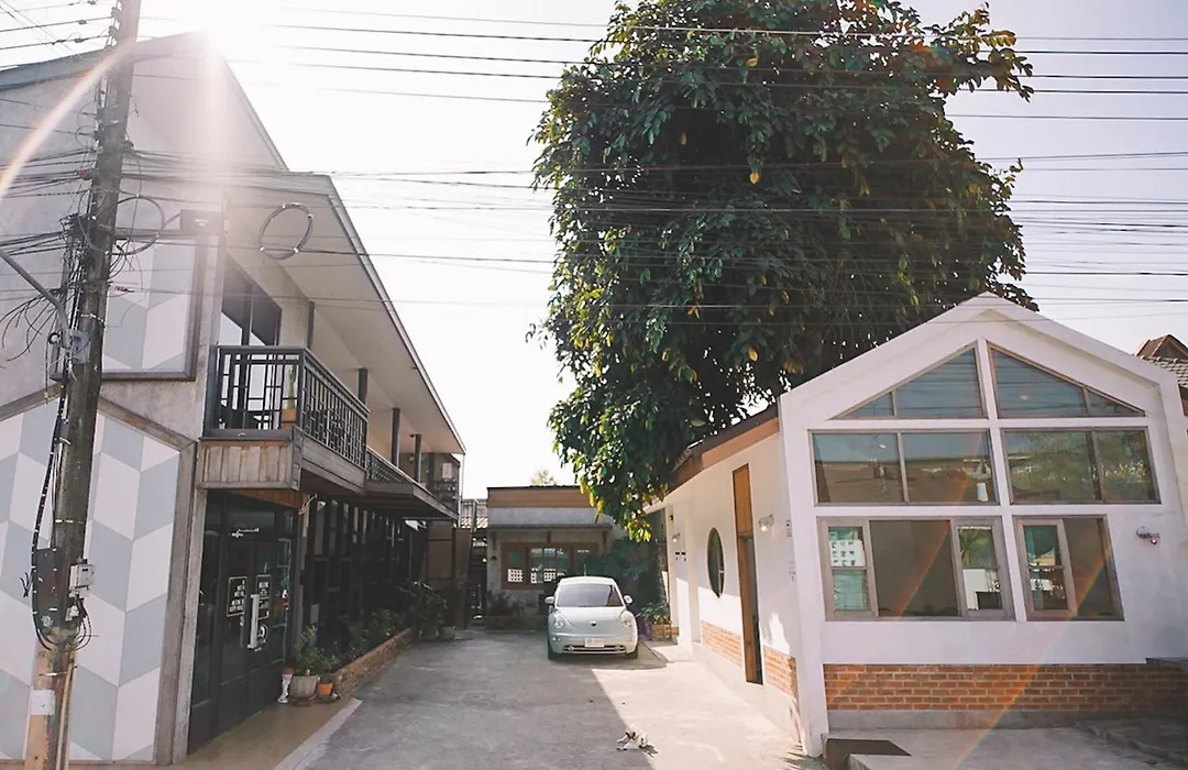Sleepy House Chiang Rai-1