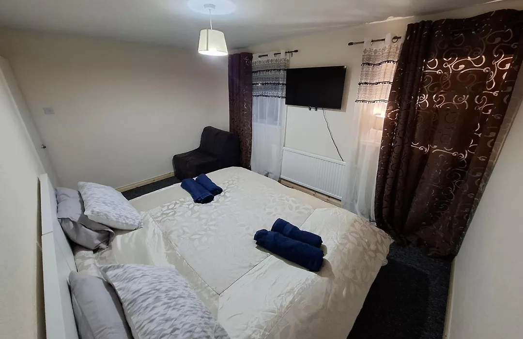 Sam House-1