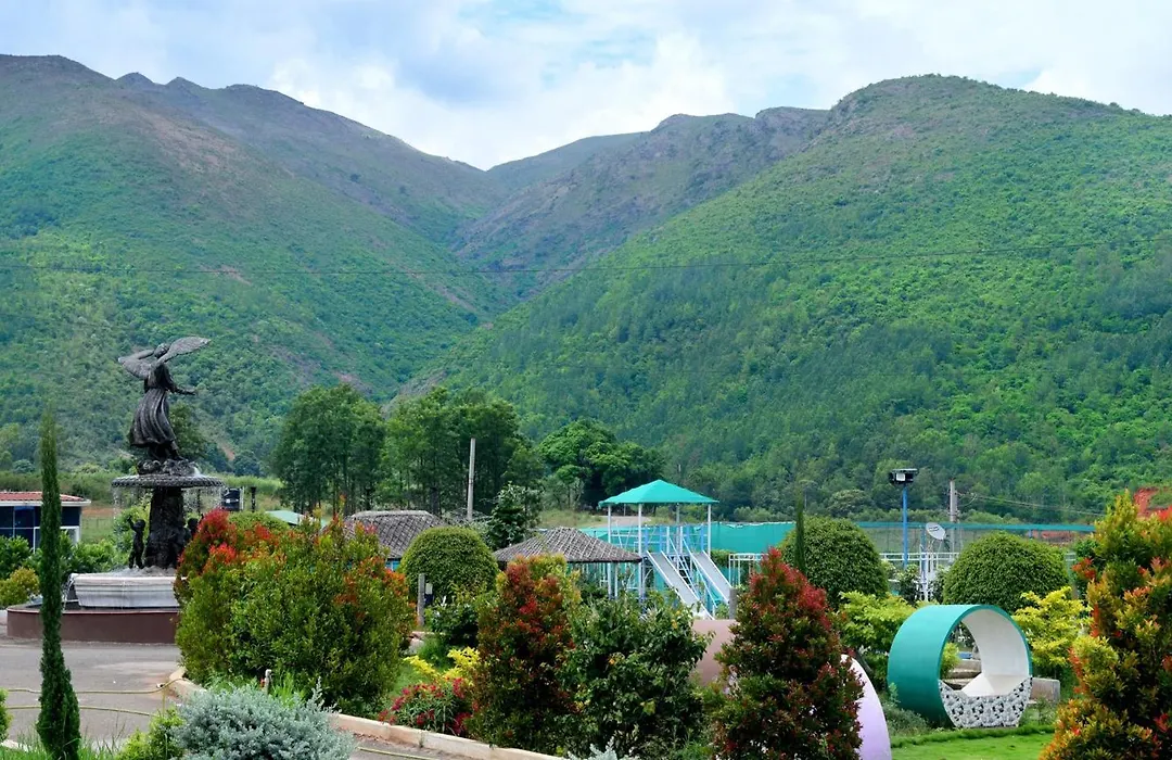 Vana Resort-1