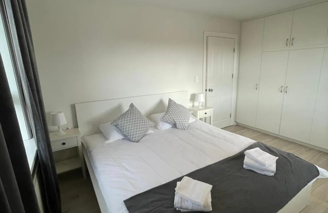 Iq Apartments 1-1