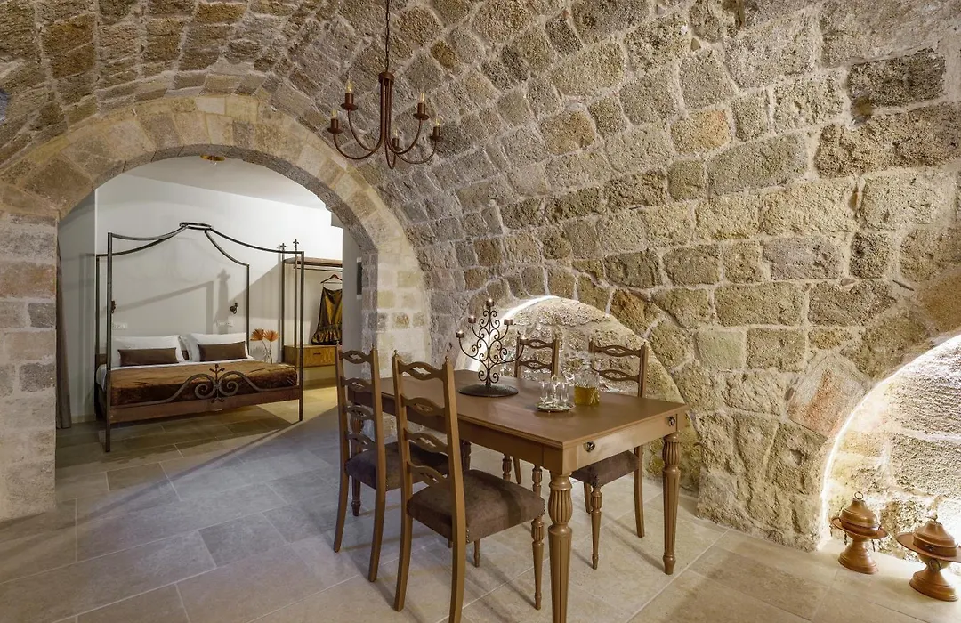 Spanish Knights Inn-1