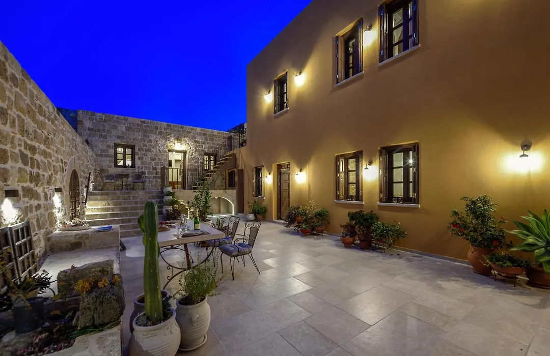 Spanish Knights Inn-1