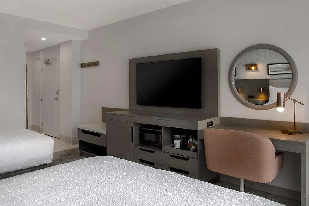Hampton Inn By Hilton Winnipeg Downtown-1